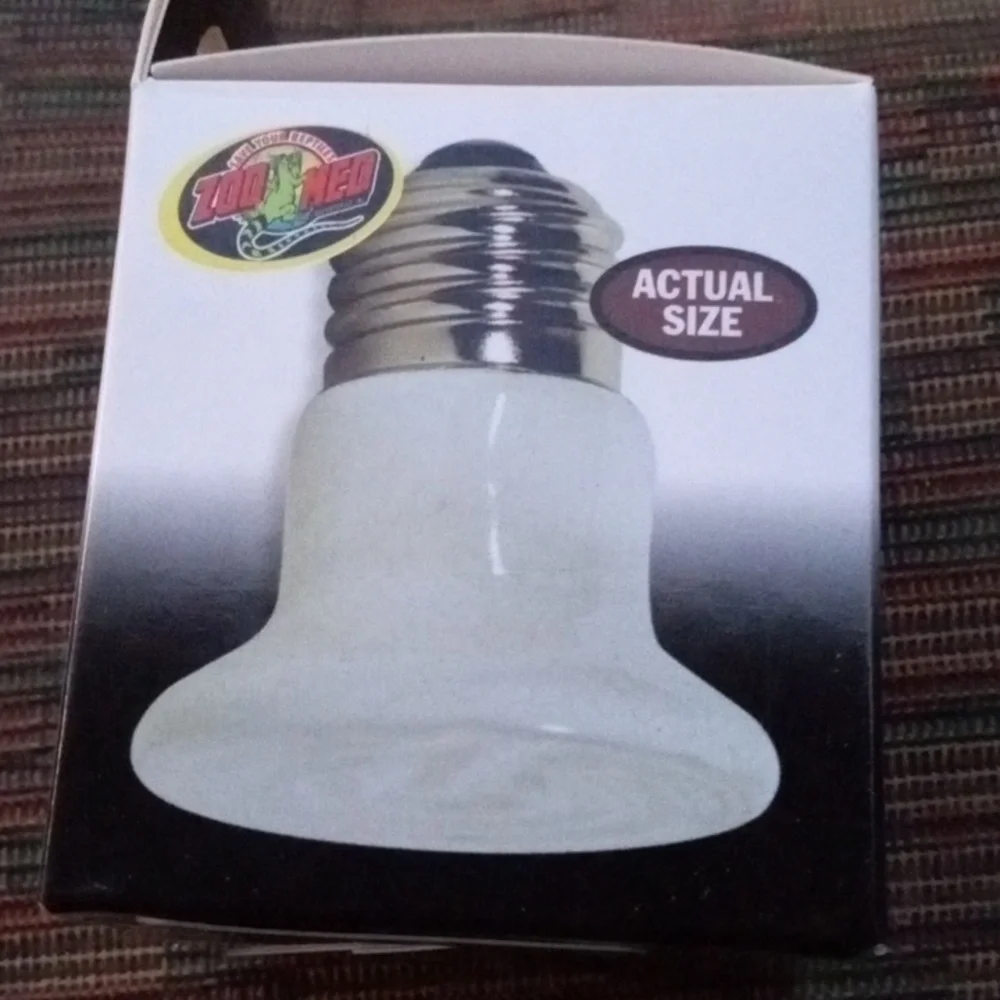 New! ZOOMED 2 Nano 40w Basking Bulbs + 2 Nano 40w Heat Emitter Blubs.